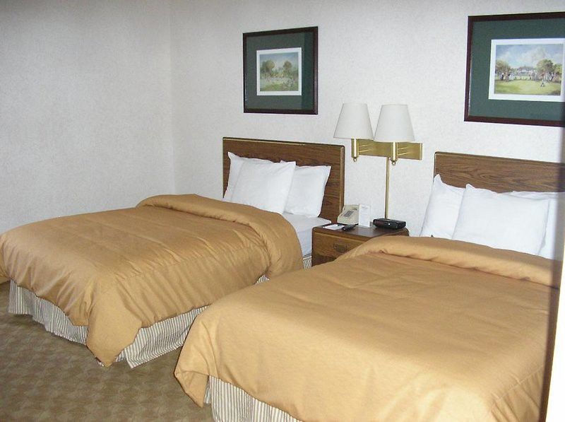 Отель Crowne Plaza Atlanta Ne - Норкросс Экстерьер фото